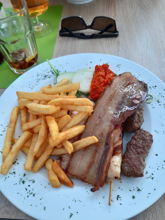Mesno jelo s krumpirićima