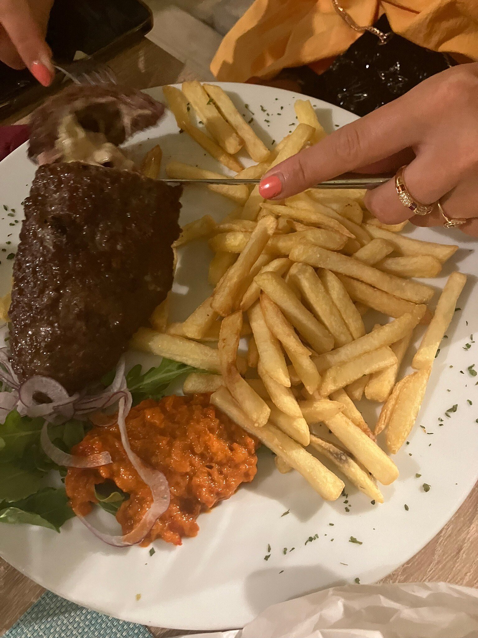 Mesno jelo s prilogom